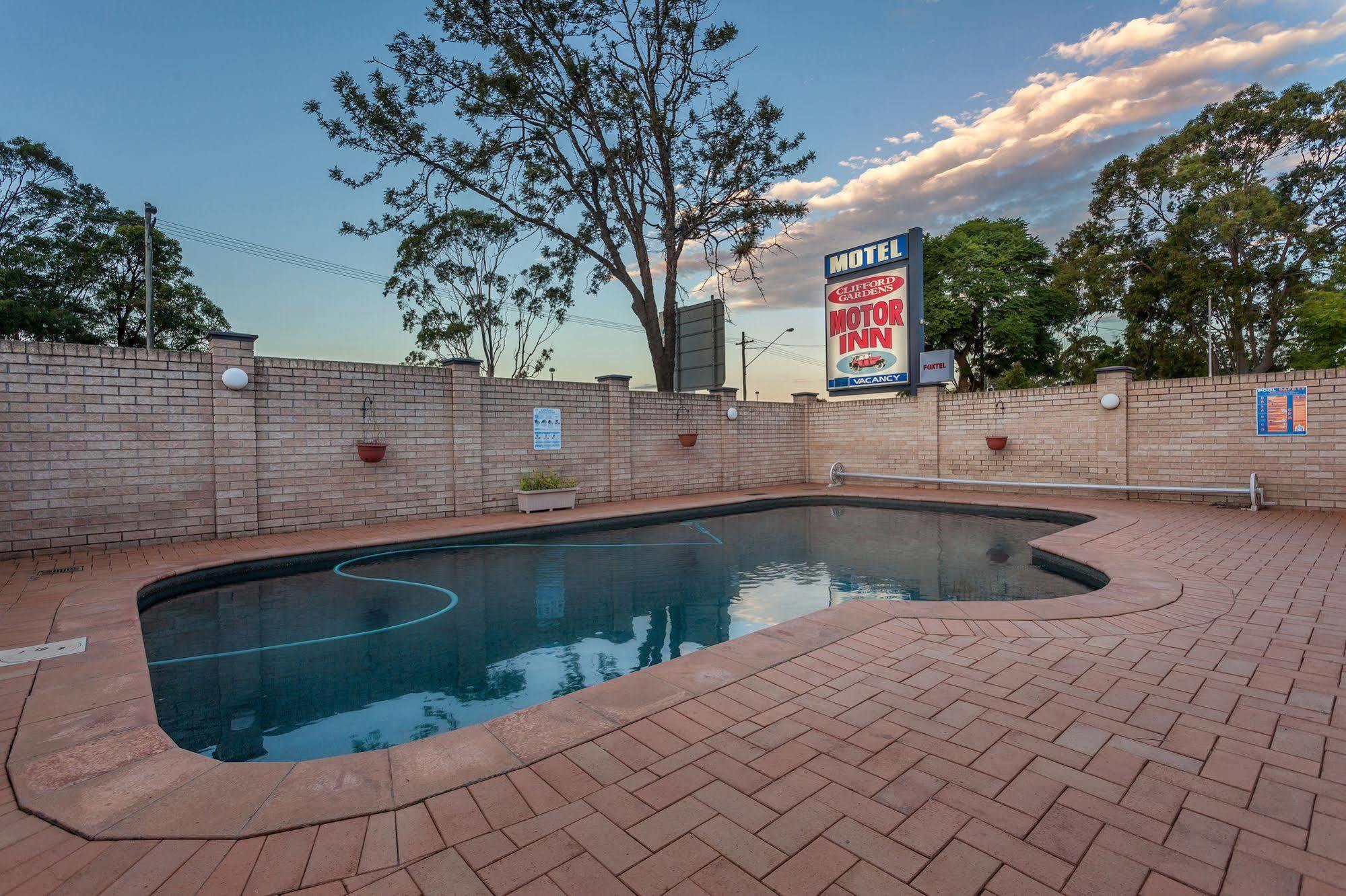 Clifford Gardens Motor 3* Toowoomba
