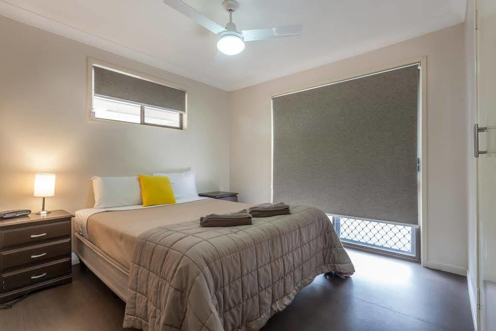 Clifford Gardens Motor Motel 3*