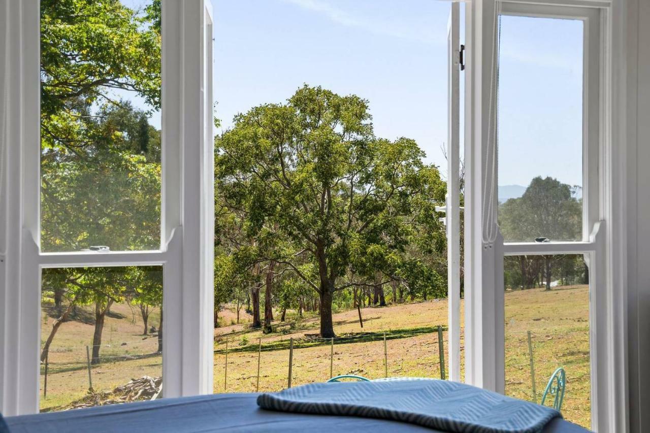 Holiday home Hollow Tree Farm